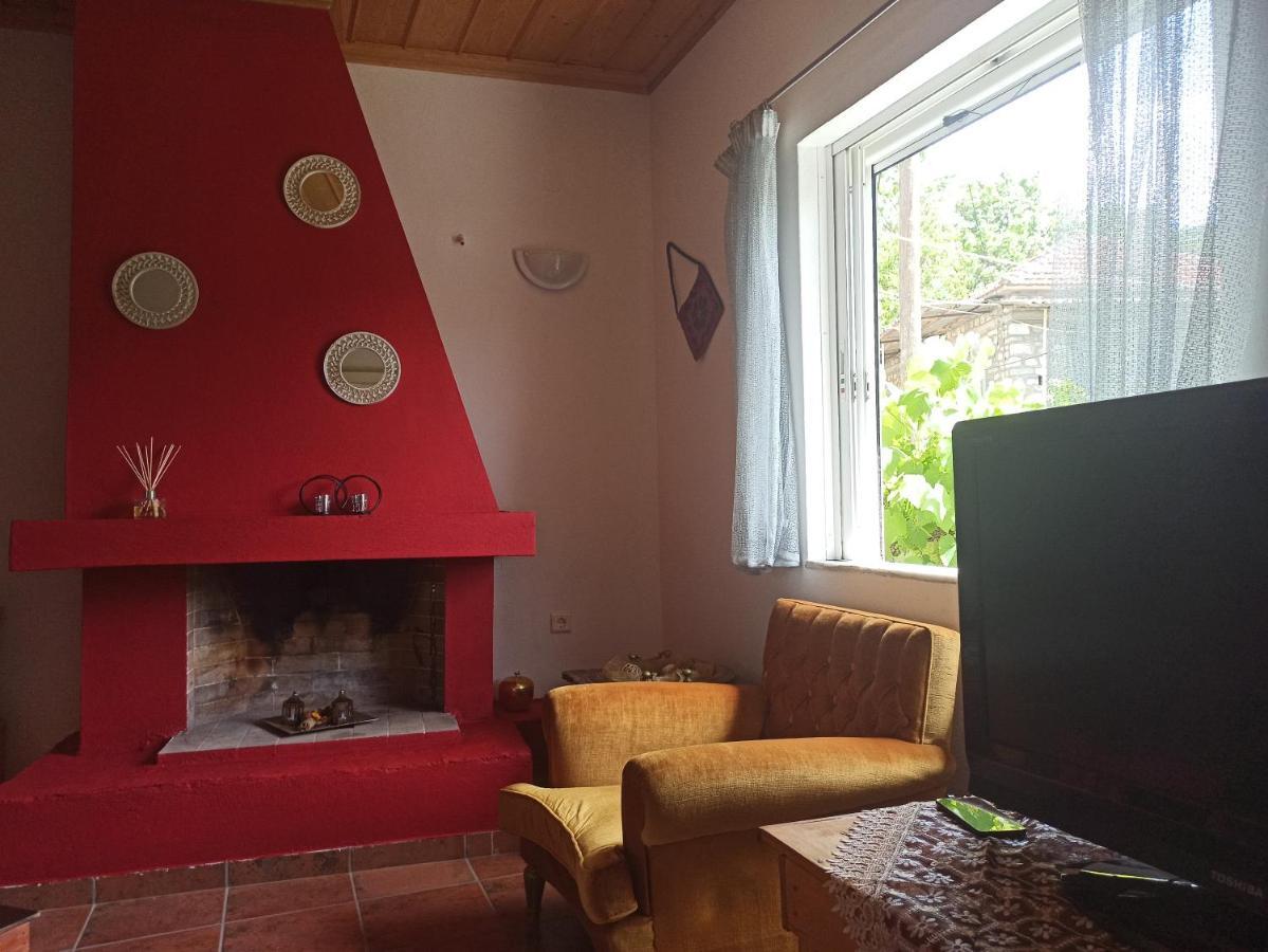 Villa Elli΄S House Συγχρονο Σπιτι Στα Πραμαντα à Pramanta Extérieur photo